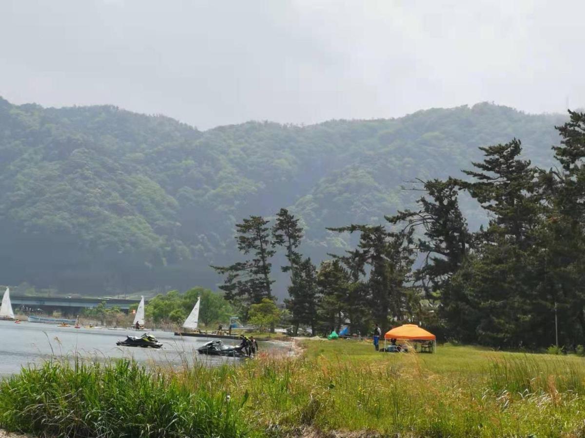 הוילה Takashima 臨湖 荘 מראה חיצוני תמונה